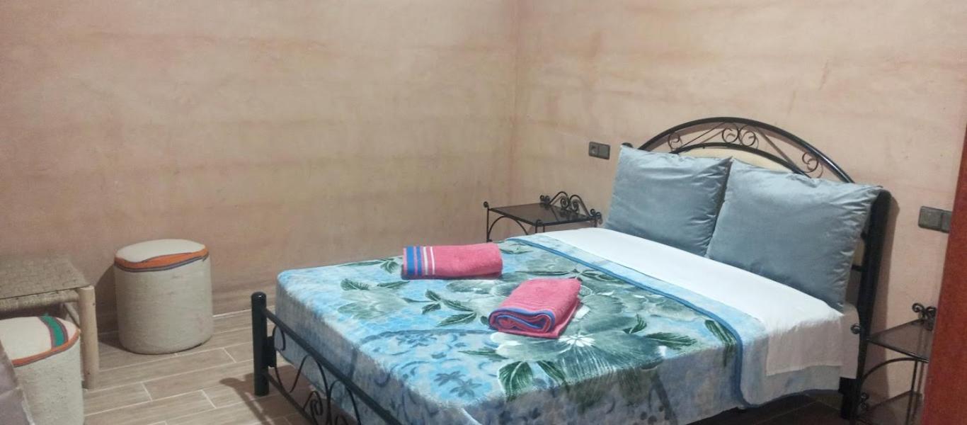 Auberge Restaurant Tissili " Oasis De Fint" Zewnętrze zdjęcie
