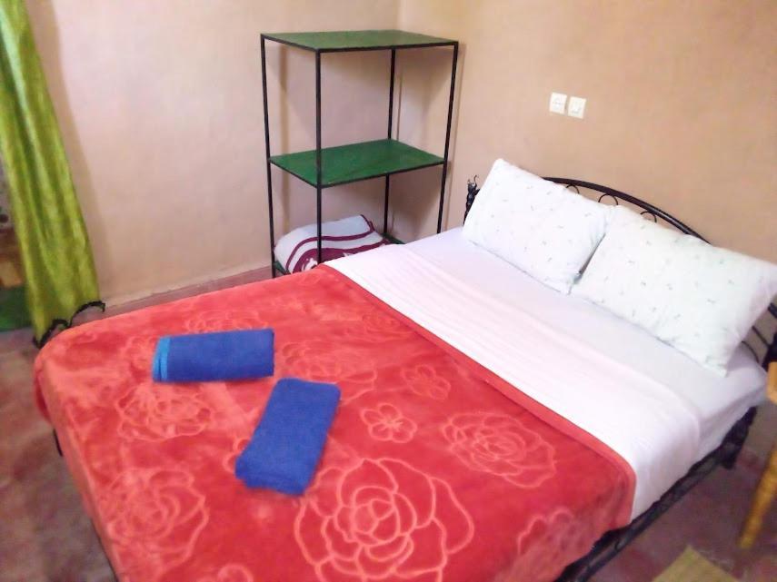 Auberge Restaurant Tissili " Oasis De Fint" Zewnętrze zdjęcie